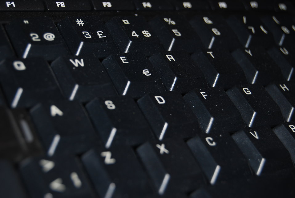17604-computer-keyboard-pv
